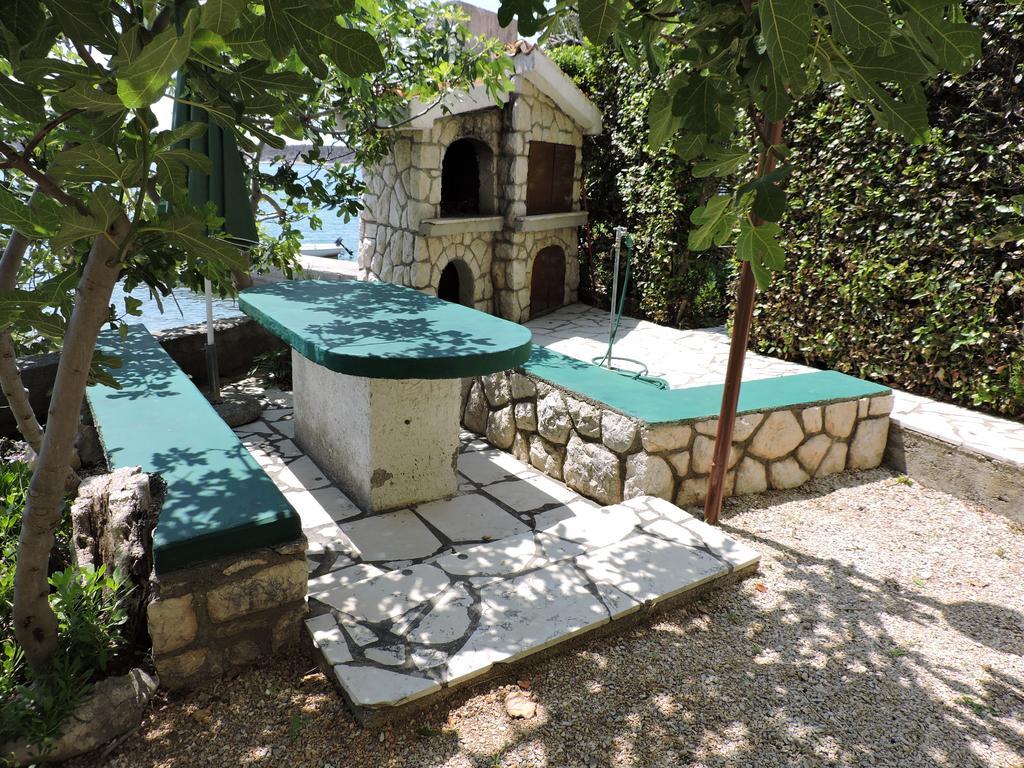 Captain'S Apartment Barbat na Rabu 外观 照片